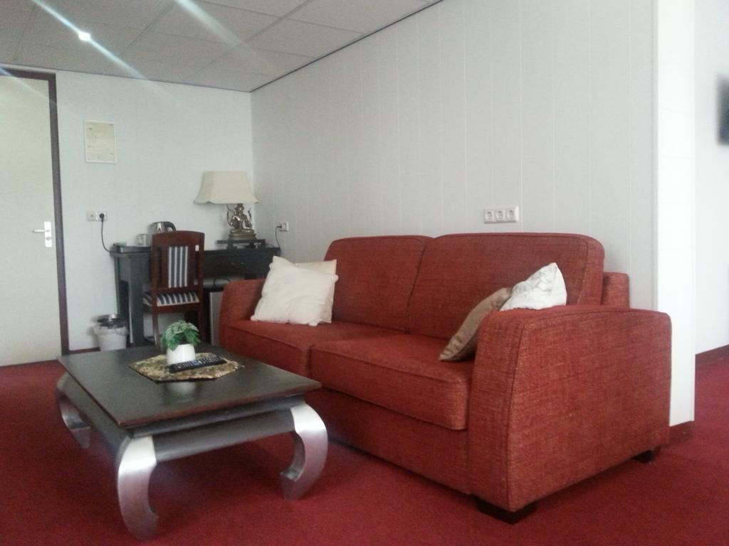 Hotel Den Helder Buitenkant foto